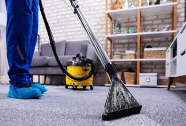 Top Considerations for Hiring Carpet Cleaners